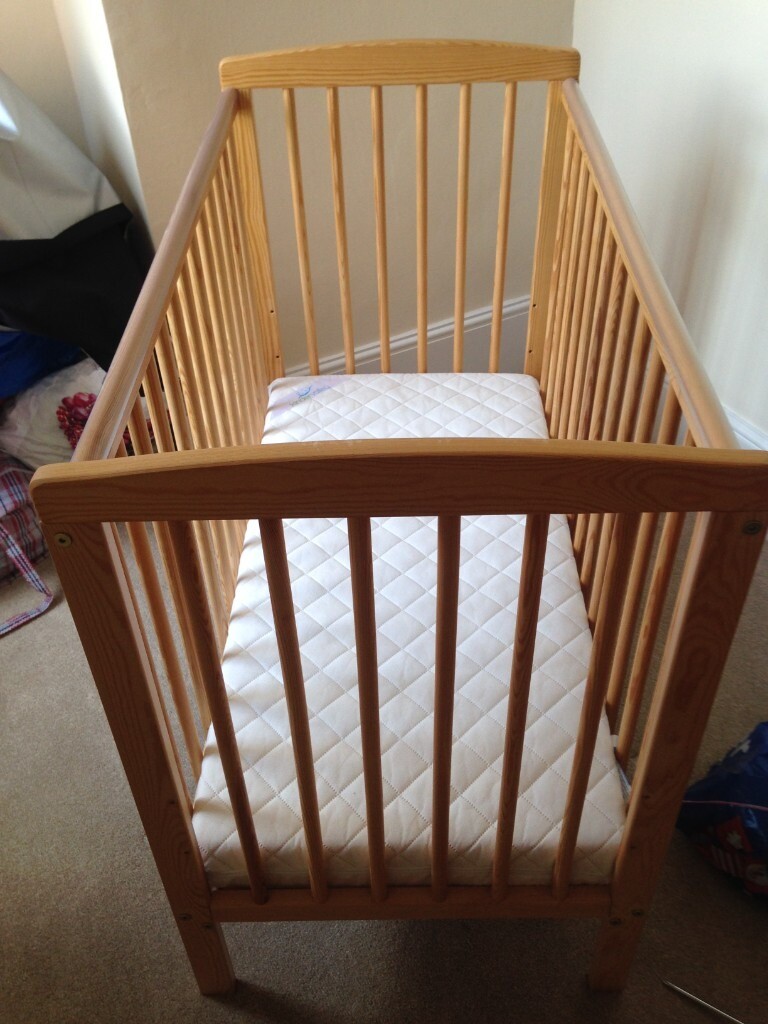 kinder valley space saver cot